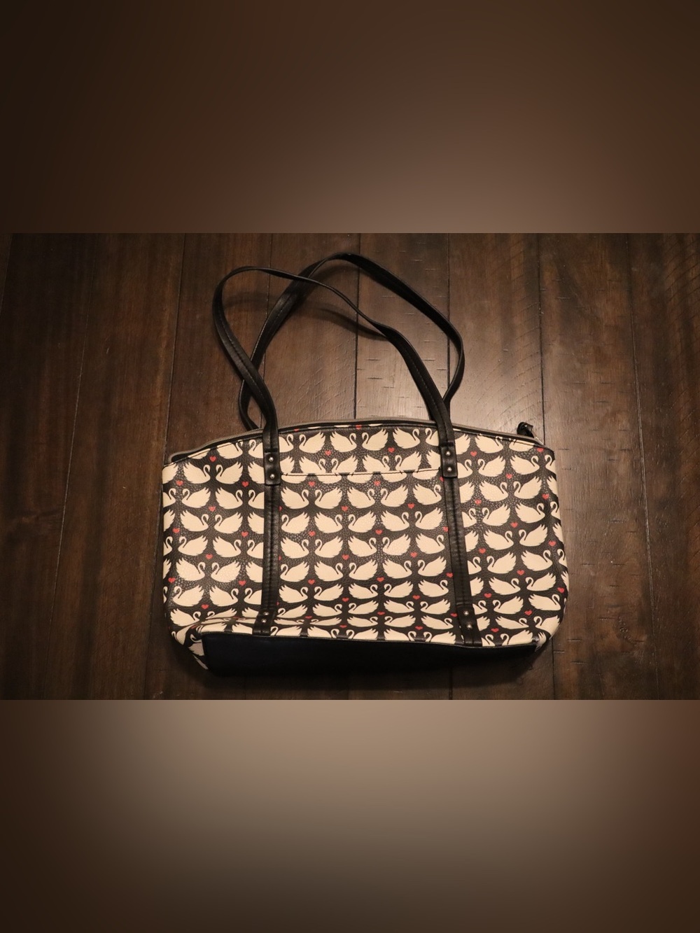 Women’s Relic Swan Print Tote Bag in Black and Cream